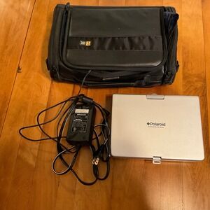 Vintage Polaroid PDV 0823A Silver Portable DVD Player Case and Charger WORKS